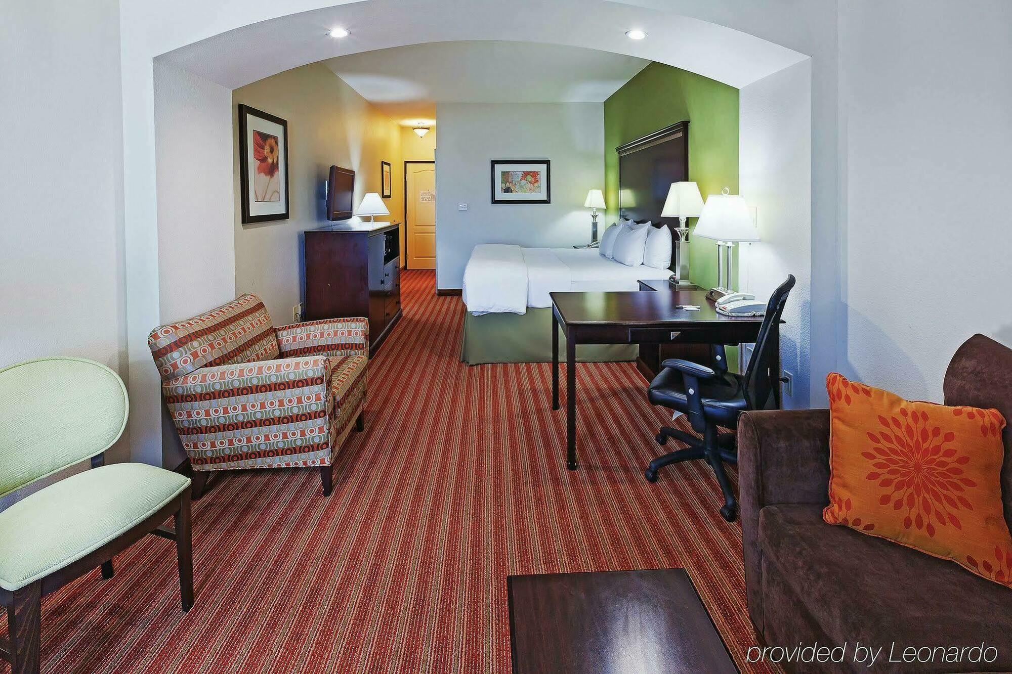 La Quinta By Wyndham Allen At The Village Exterior photo