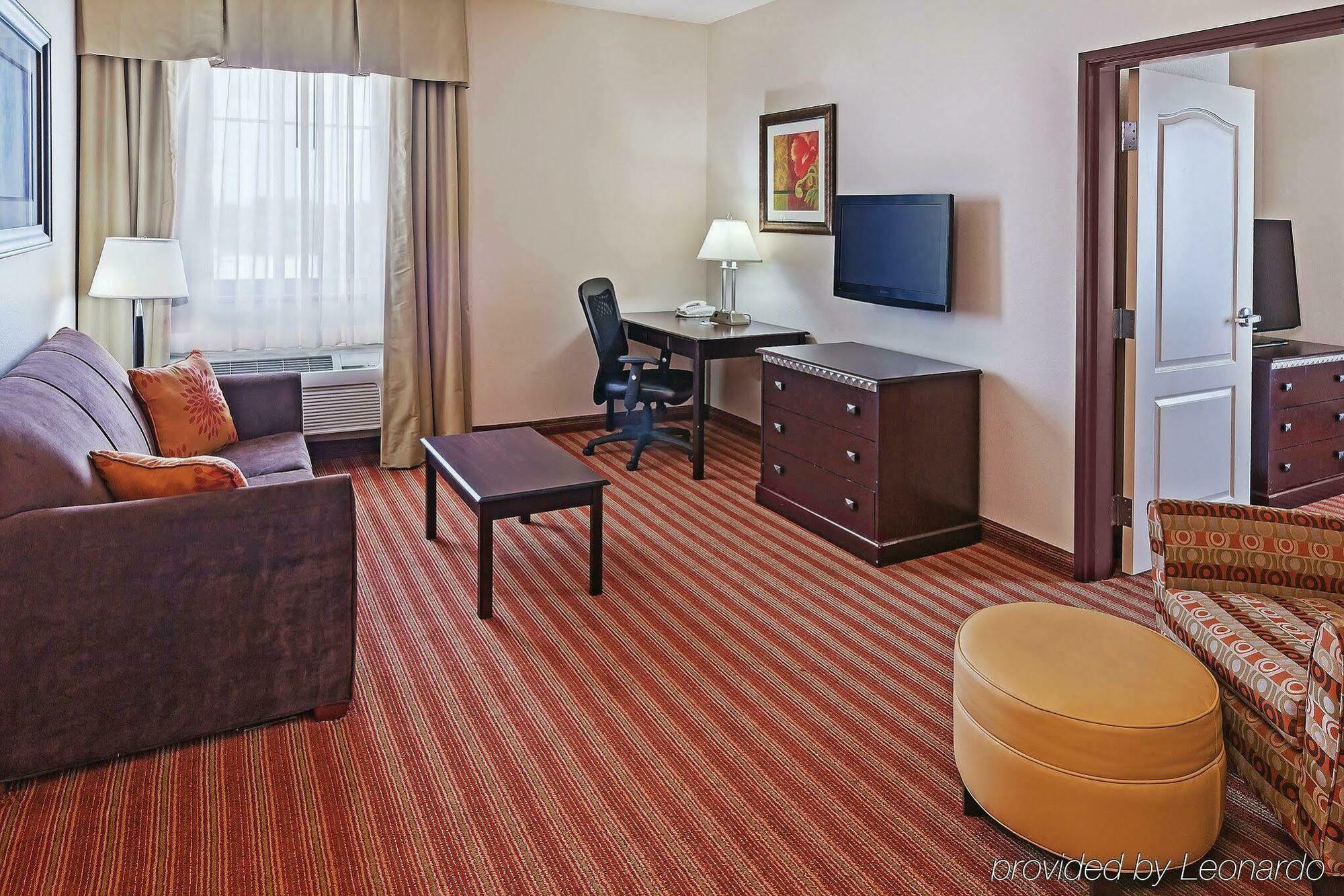 La Quinta By Wyndham Allen At The Village Exterior photo